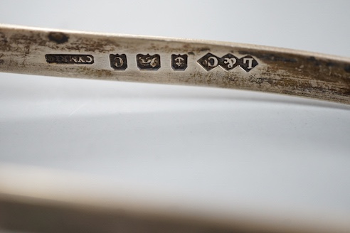 A pair of Edwardian Liberty & Co Cymric sugar tongs, Birmingham, 1903, 12cm.